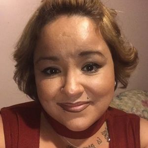 Meet your Posher, Tonya b.